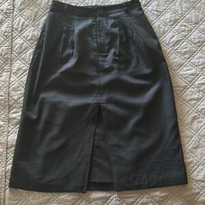 Banana republic linen blend midi skirt. Size 4 lined